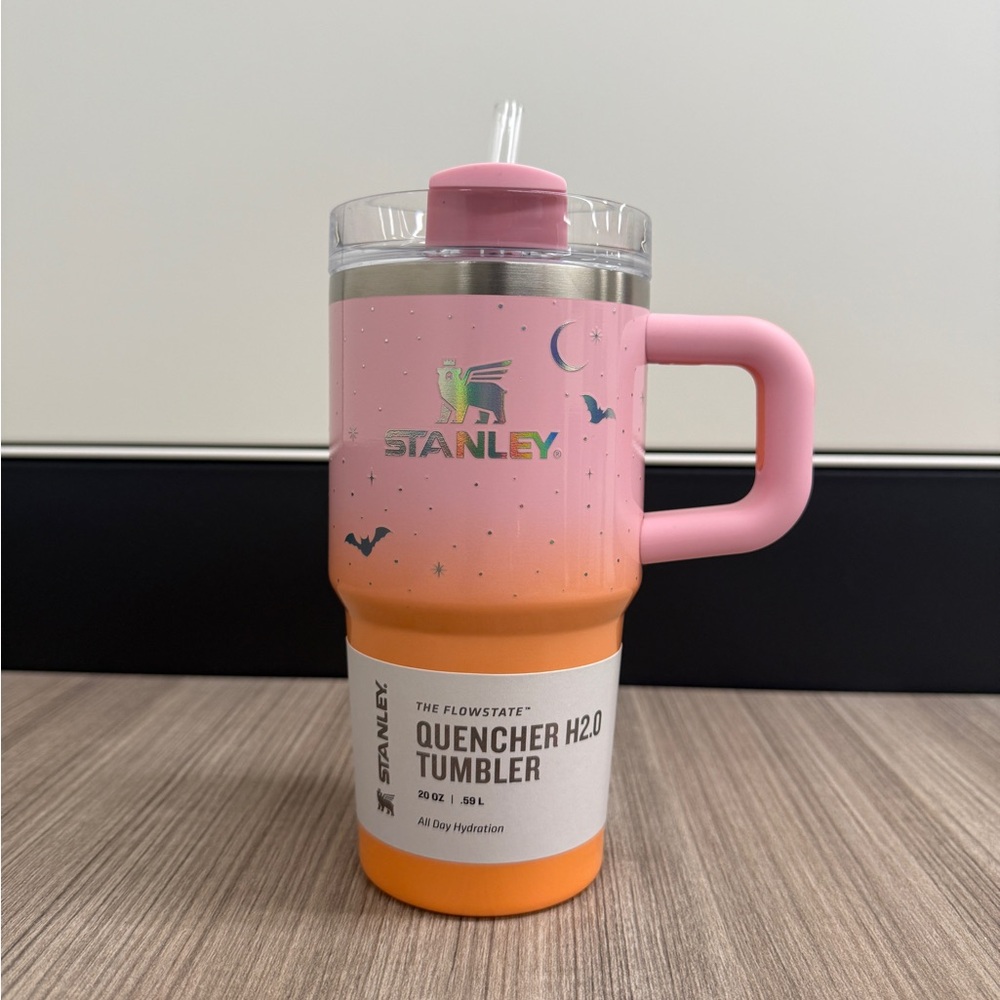 Stanley Halloween 20 oz Stainless Steel H2.0 Flowstate Quencher Spellcast Pink